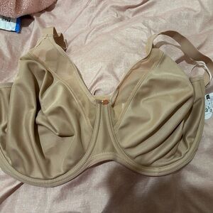 Elomi Smoothing Back Bra